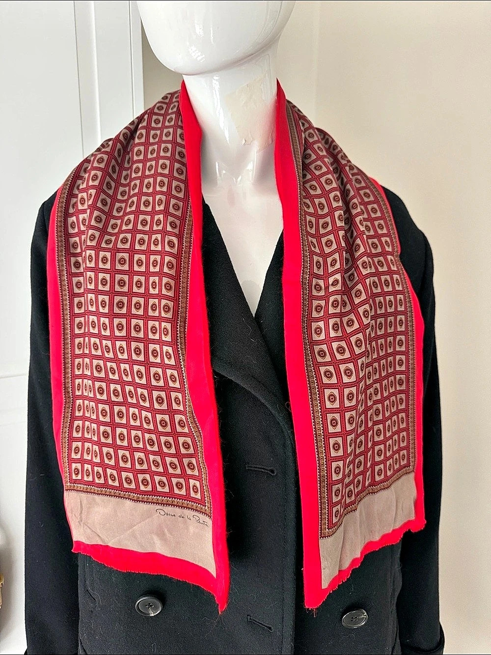 Vintage Oscar de la Renta Silk Scarf Wool Lined Made in Japan